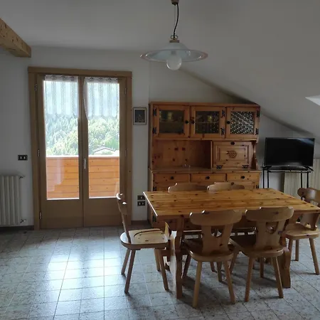 Lägenhet De Ciano Premadio